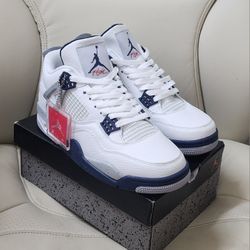 Jordan 4 Retro 