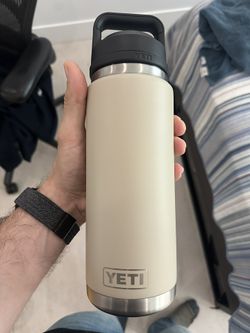 Yeti 26 Oz Sand Bottle