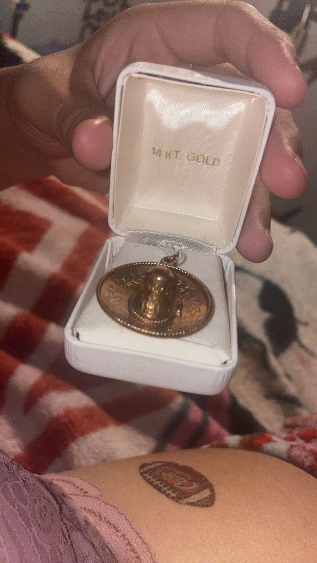 14k Gold Pendant