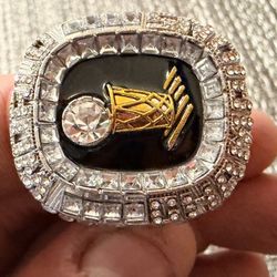 Dwayne Wade Championship Ring 2006