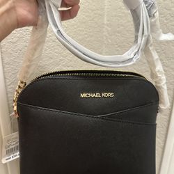 Michael Kors Crossbody Handbag