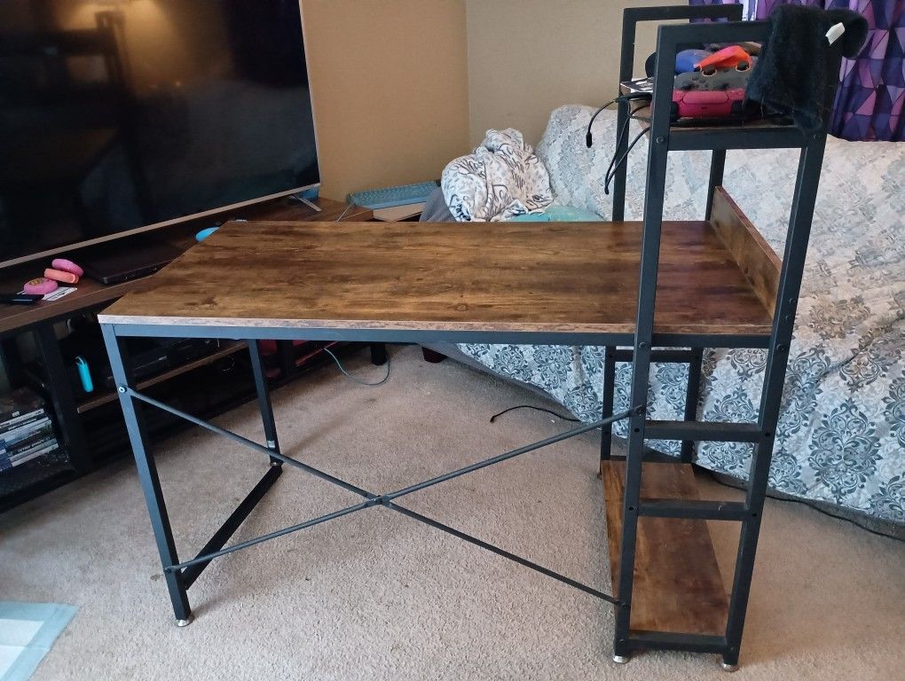 Computer Desk 