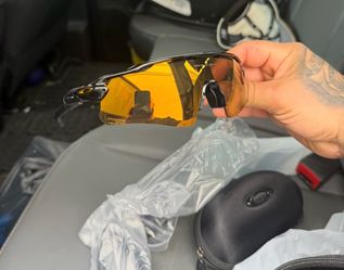 oakley sport shades