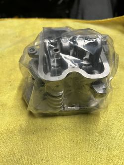 Club Car gas 1997-up DS /Precedent FE 290 Cylinder head 1016431