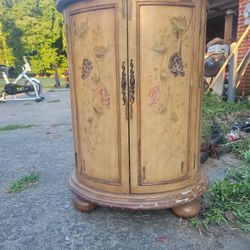 Beatiful Antique Free Standing Cabinet 