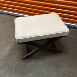 Cortesi home Ottoman 