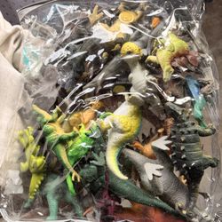 Free Dinosaur toys/ Juguetes de dinosaurio gratis 