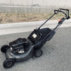 Honda Commercial Self Propelled Lawnmower 