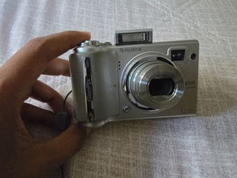 Fujifilm FinePix E510 Digital Camera