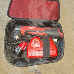 Milwaukee M12
