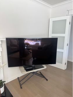 60” Samsung Smart TV