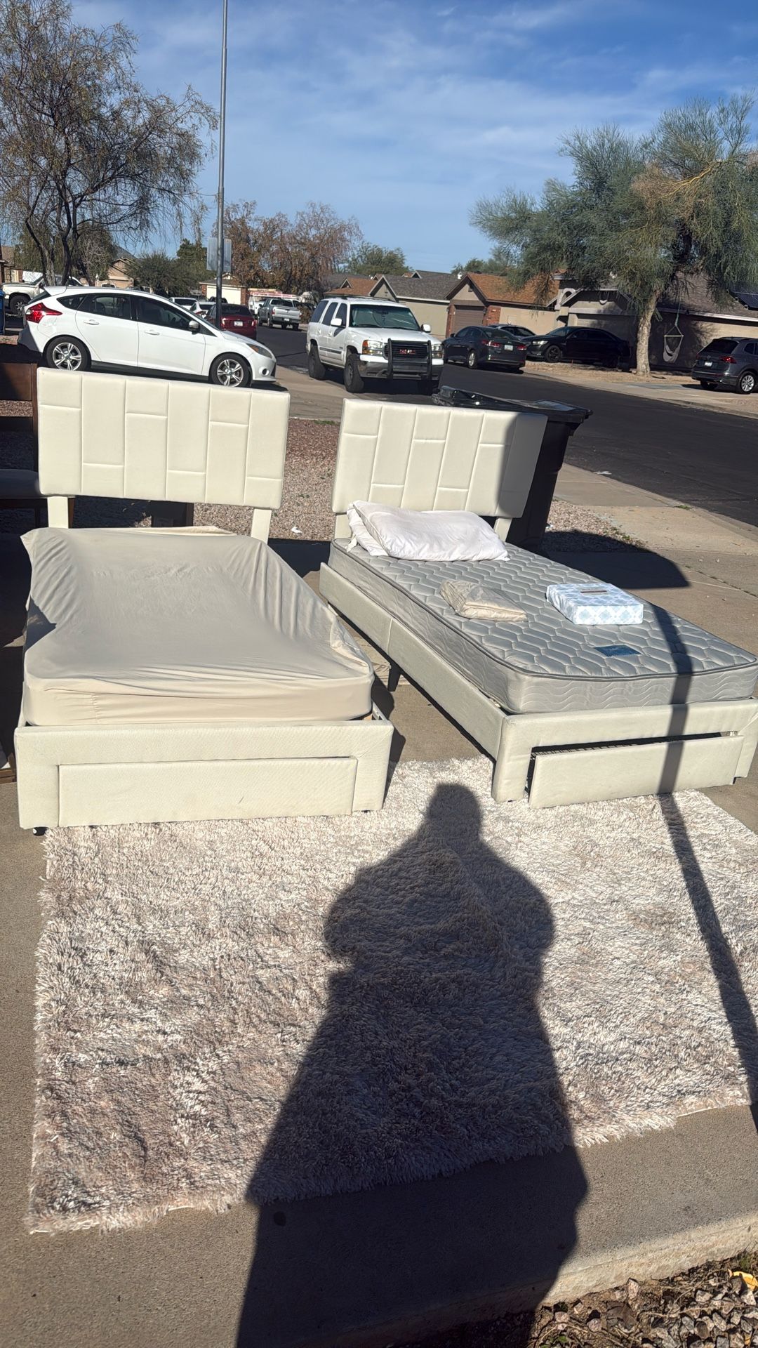 Modern Twin Bed With Drawer Mattress And Rug 2 Of Them