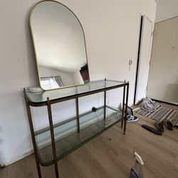 Entry Table And Mirror