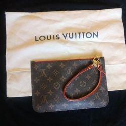 Louis Vuitton Neverfull MM pouchette 