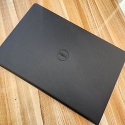 Dell Laptop Excellent Condition!