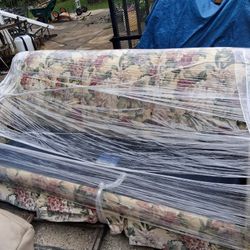 Sofa Bed With 2 Chairs 