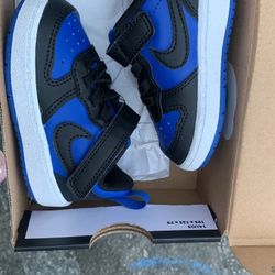 5c Nike Boy Shoes