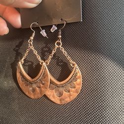 Cute Vintage Earrings And Bracelets , New And Never Used 