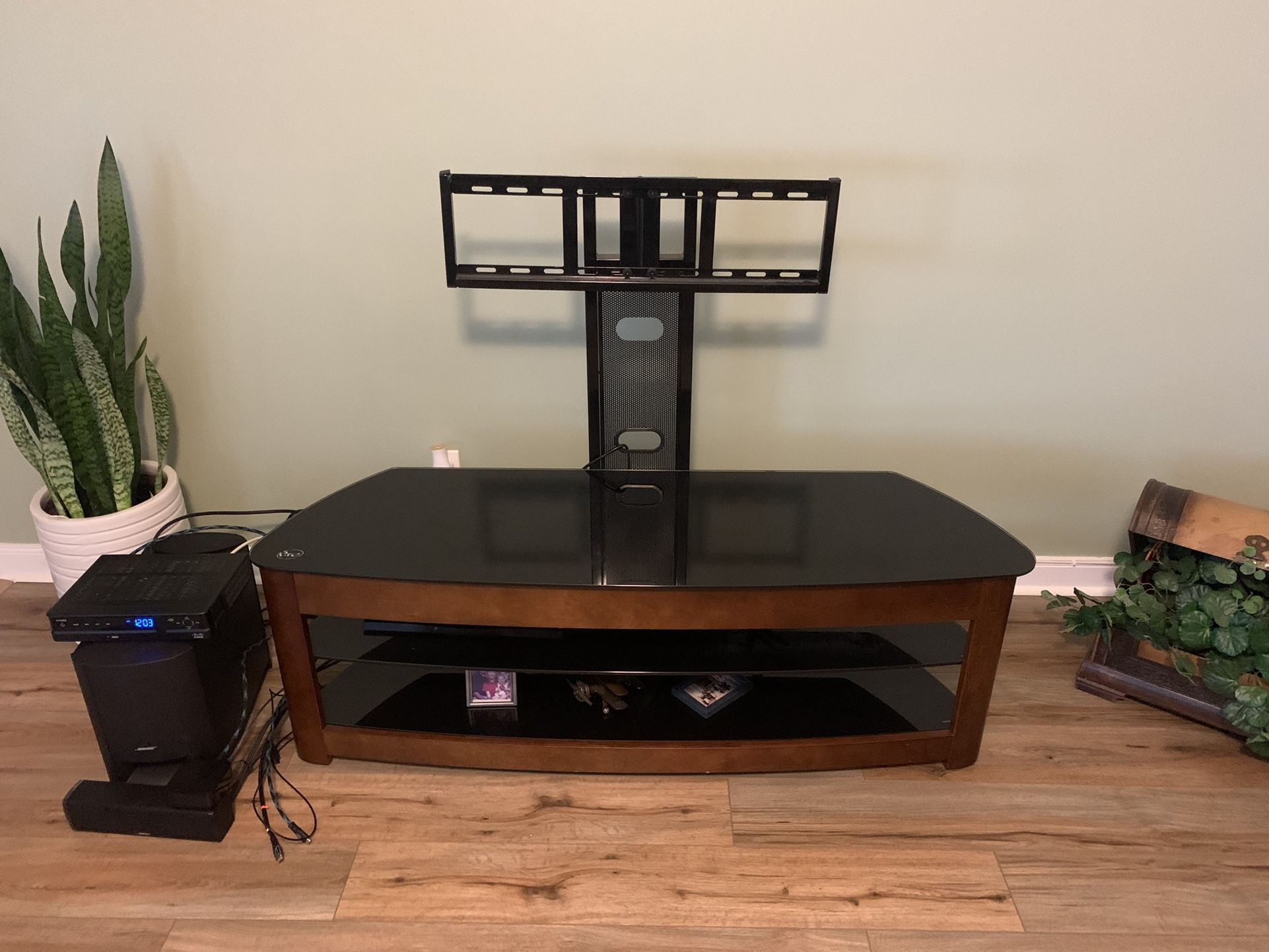 Etec Tv Stand