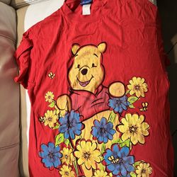 Winnie the Pooh 90s shirt