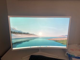 Samsung 32in curved monitor