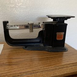 Vintage Triner Scale
