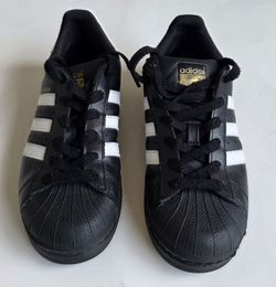 Adidas Superstar J 'Core Black Size 4.5 No Box