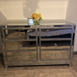 Mirror Dresser 