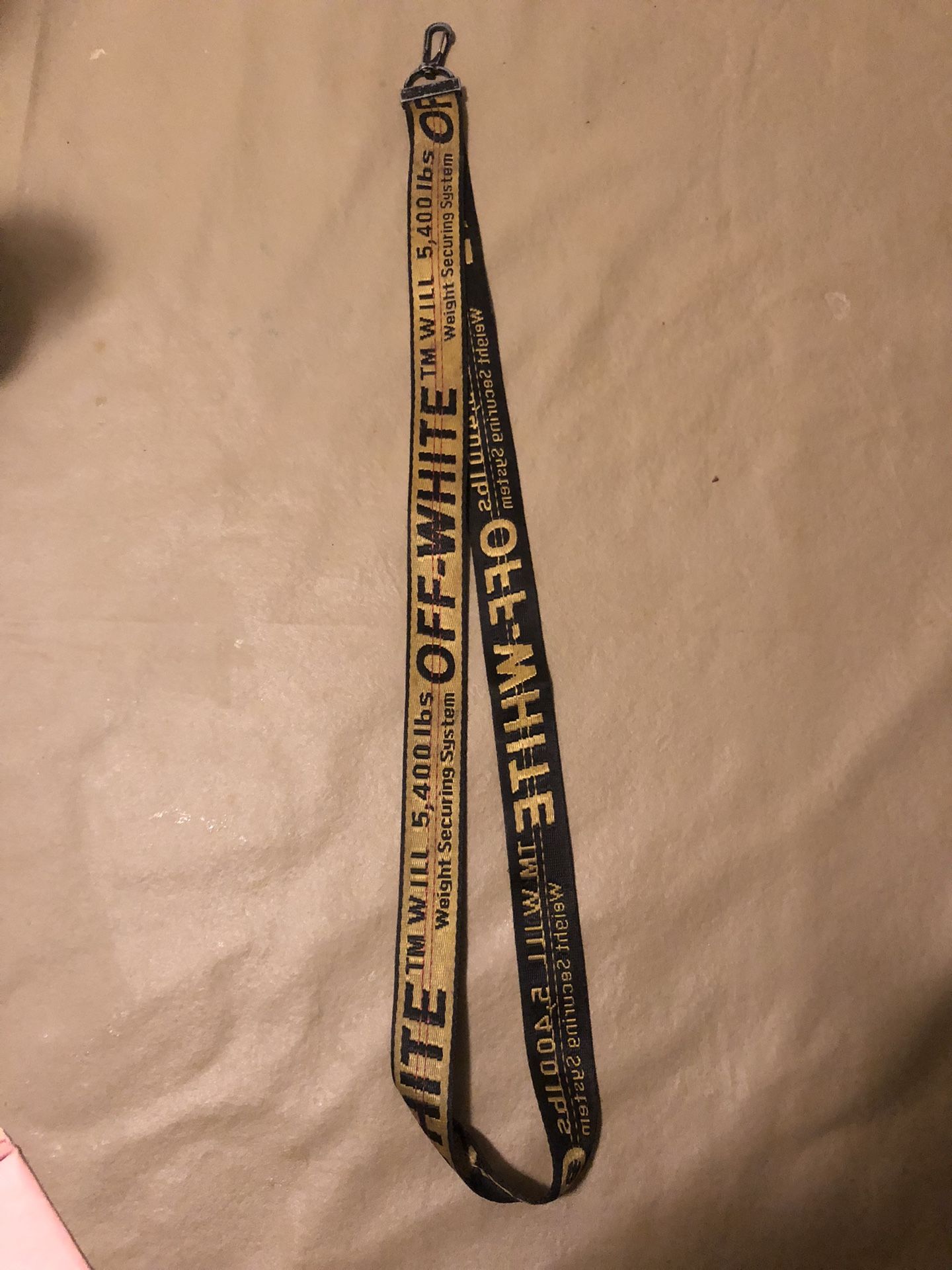 Off-white Keychain 
