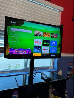 32” Samsung TV on stand
