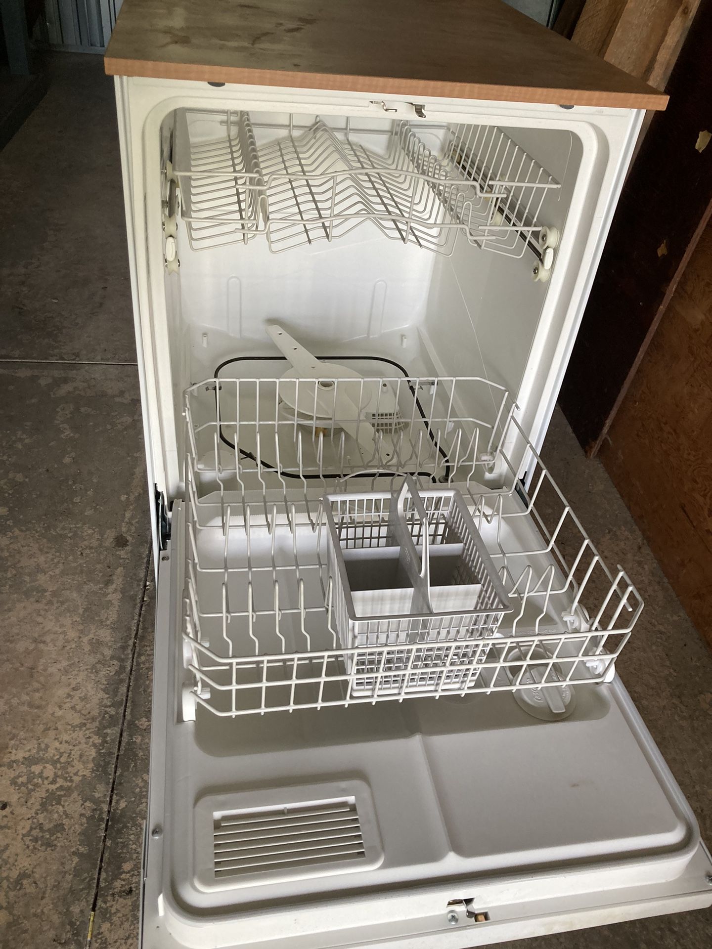 Stand Alone Dishwasher 