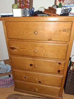 Dresser