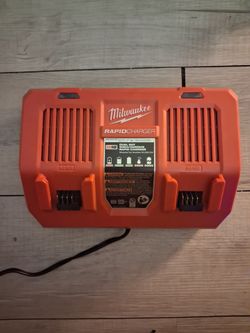 Milwaukee 2 battery Rapid Charger