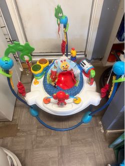 Baby bouncer