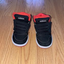 Toddler Shoes Size 6k