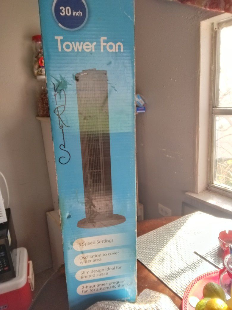 30'in Tower Fan 