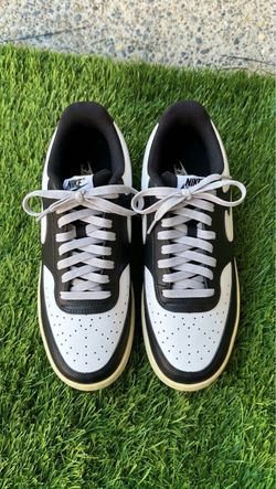 Black and white panda dunks