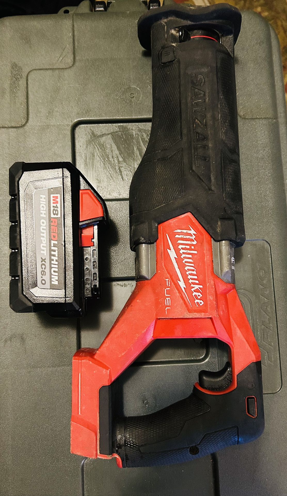 Milwaukee Sawzall With Battery And Lots Of Blades