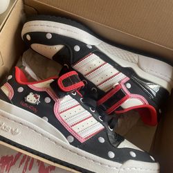Hello Kitty Womanβs Shoe New