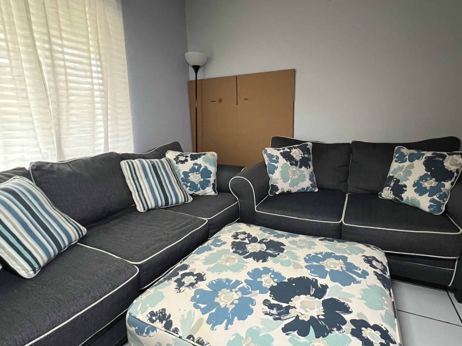 SOFA SET