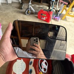 2014 Ford Expedition Mirror