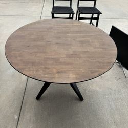 Round Dining Table