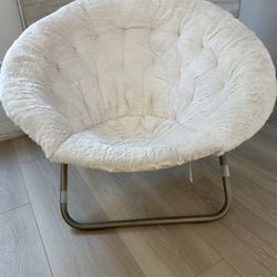 Pottery Barn, Polar Bear Faux Fur Ivory Chair