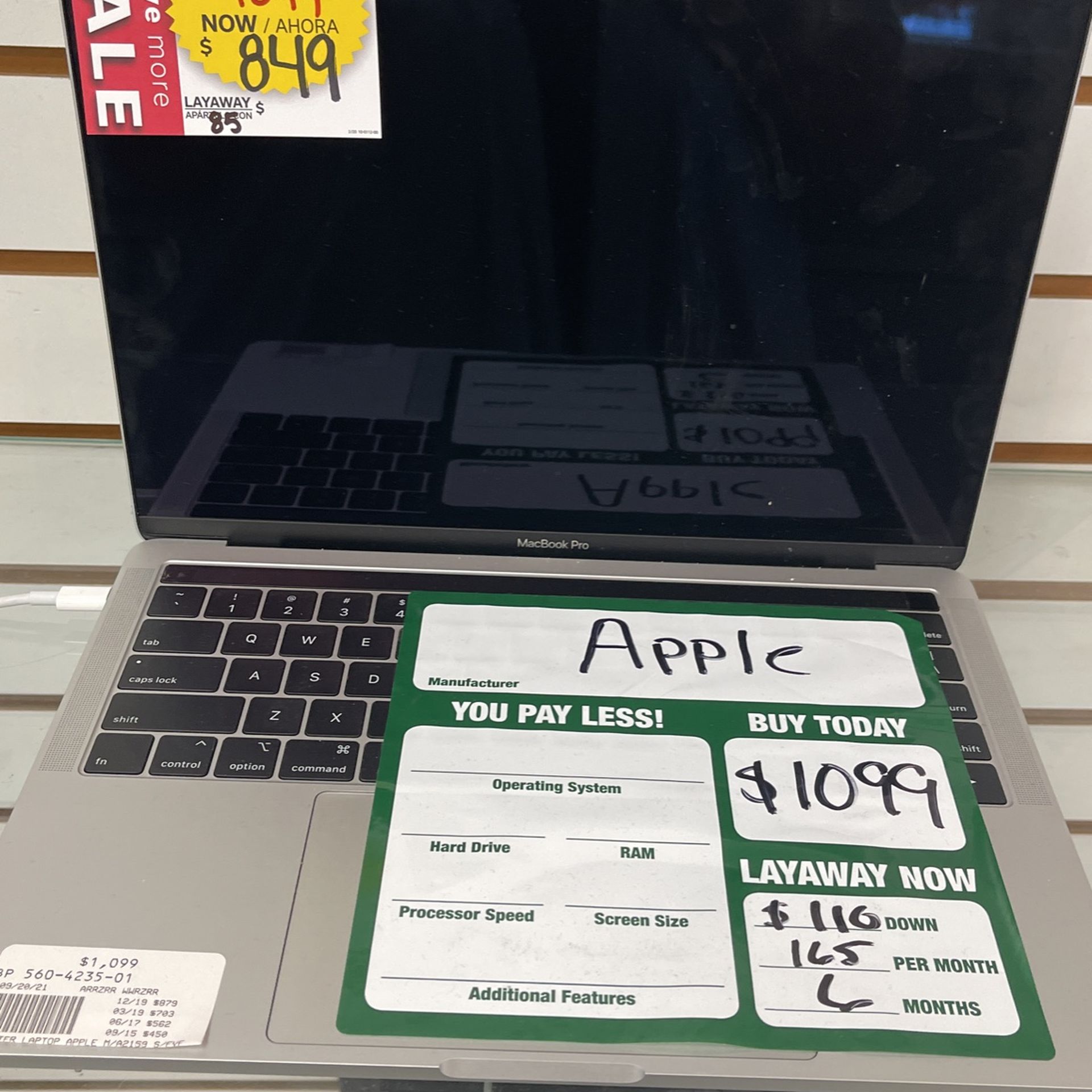 Apple MacBook Pro @ fiesta Pawn Shop #560