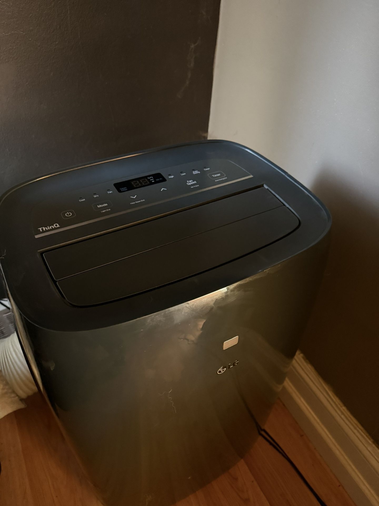 LG Air Conditioner