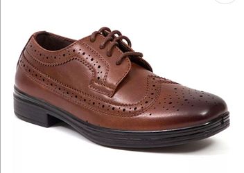 NEW Boys Wing Tips Brown Size 2.5 M