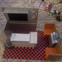 Restaurant style kitchen play toy