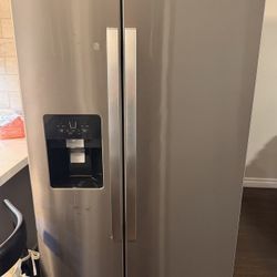 Whirlpool Refrigerator 