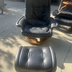Swivel Ekornes Stressless Matching Recliner