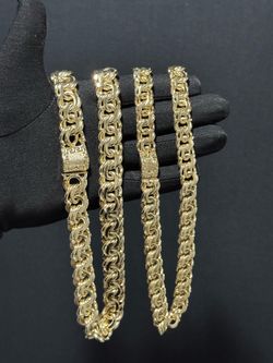 Versace Border chino link chains